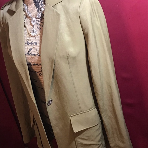 NWOT Express beautiful belted olive colored jacket - Picture 4 of 11